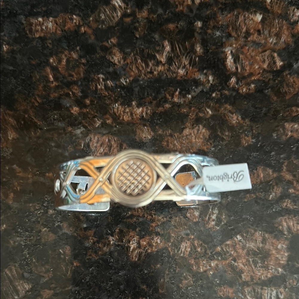 Brighton silver Woven cuff Bracelet NWT
With leather changeable inserts 4